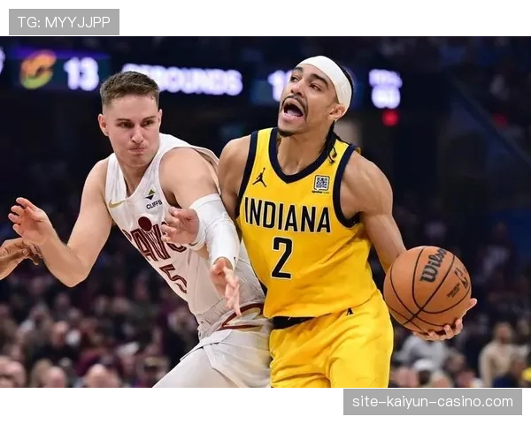 哈利伯顿利用挡拆拉开空间提升组织效率，明显优于队内其他后卫